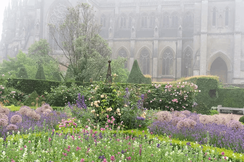 250-Acre Landscape Garden