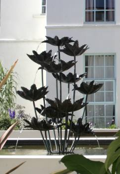 Large Gunnera Fountain for Strand Building